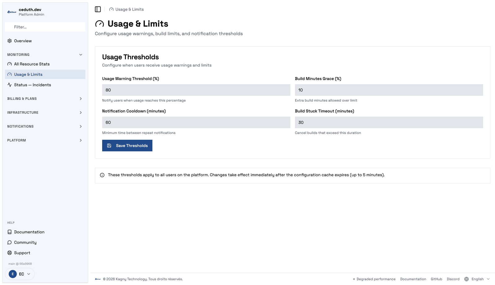Usage et Limits, sur /admin/usage : seuil d’avertissement, tolérance sur les minutes de build, délai entre notifications et expiration des builds coincés